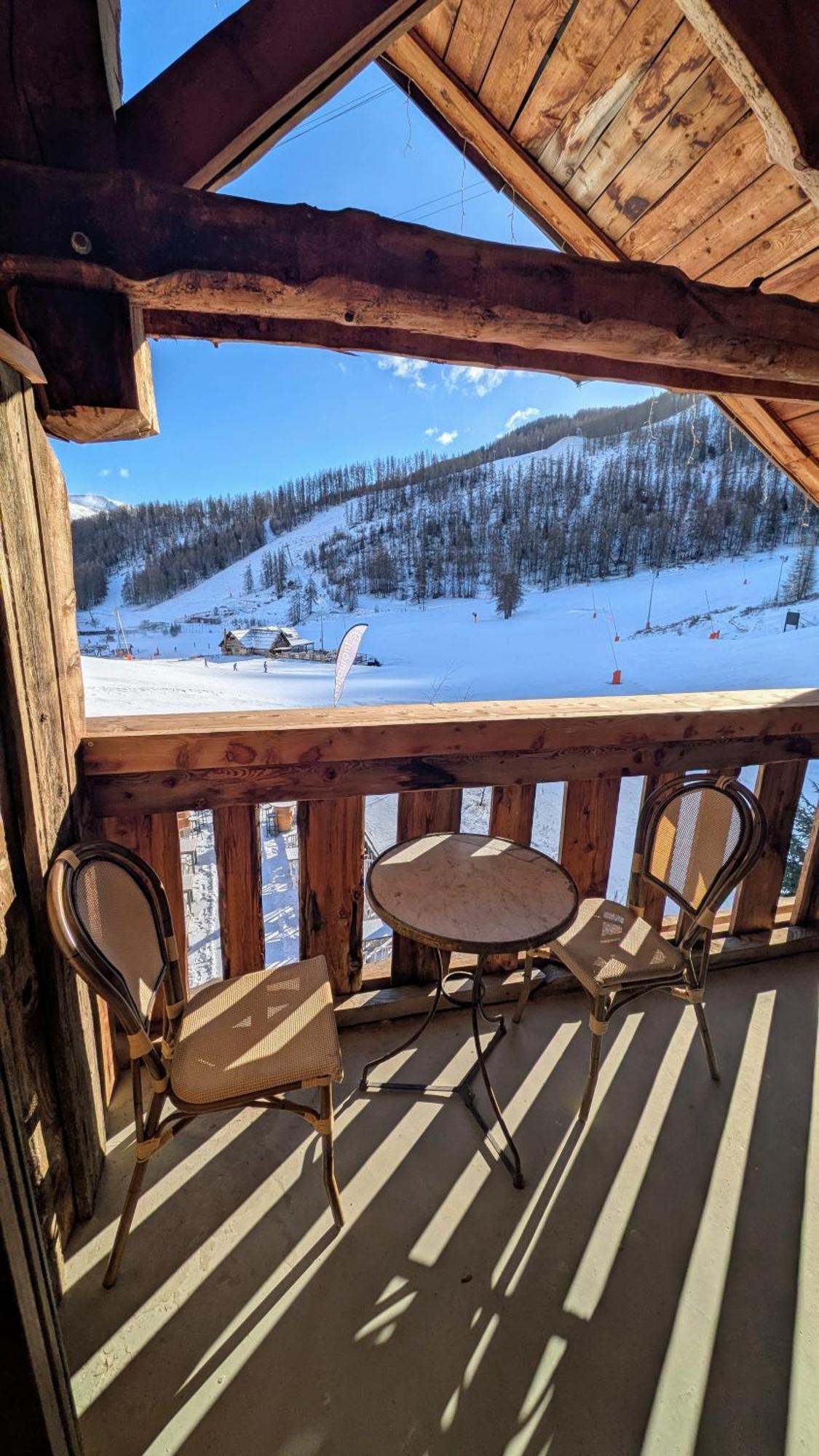 Le Bataclan Hotel Auron Exterior photo